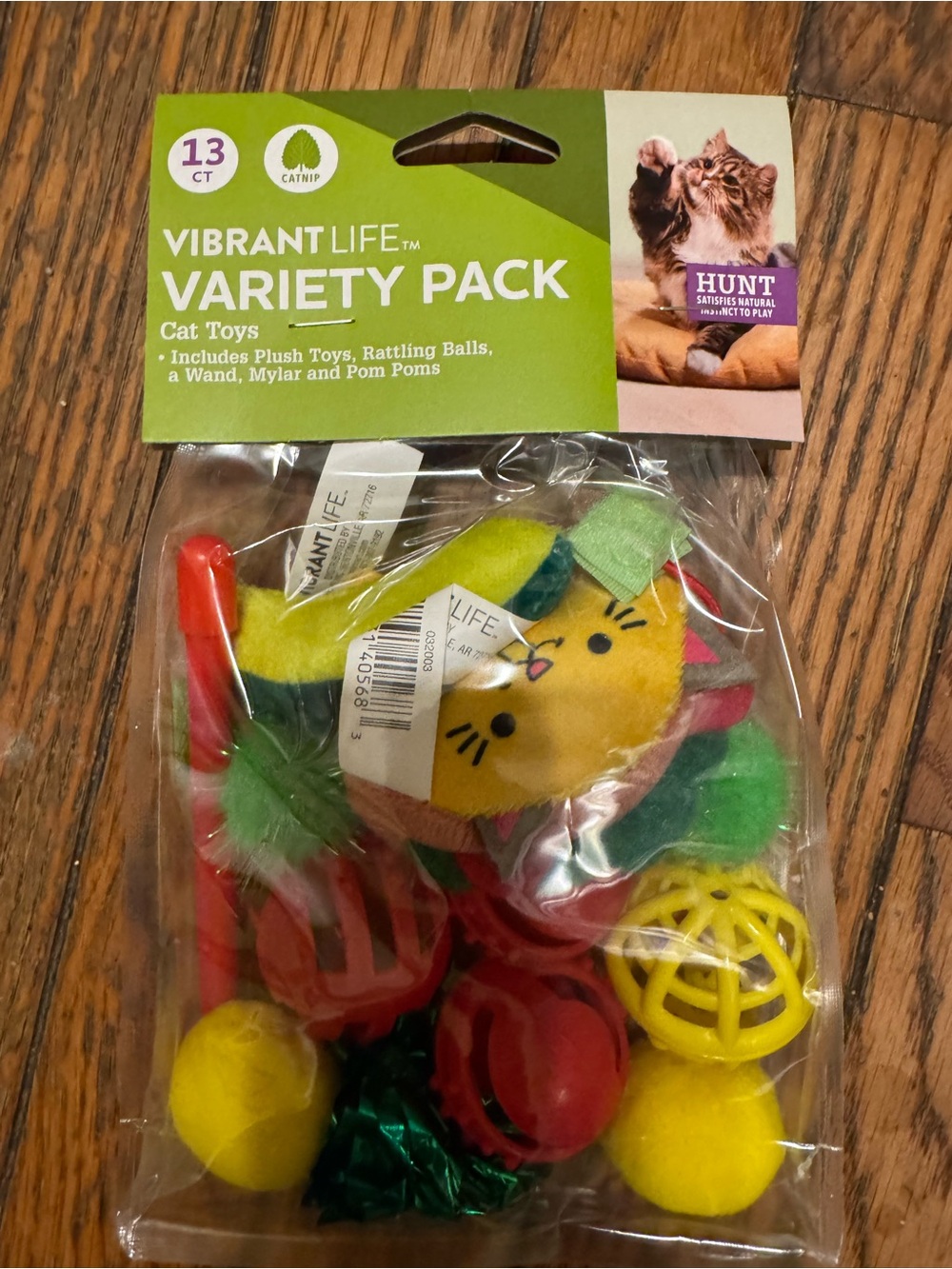Vibrant Life Cat Toys Variety Pack Red Yellow Small Toys New